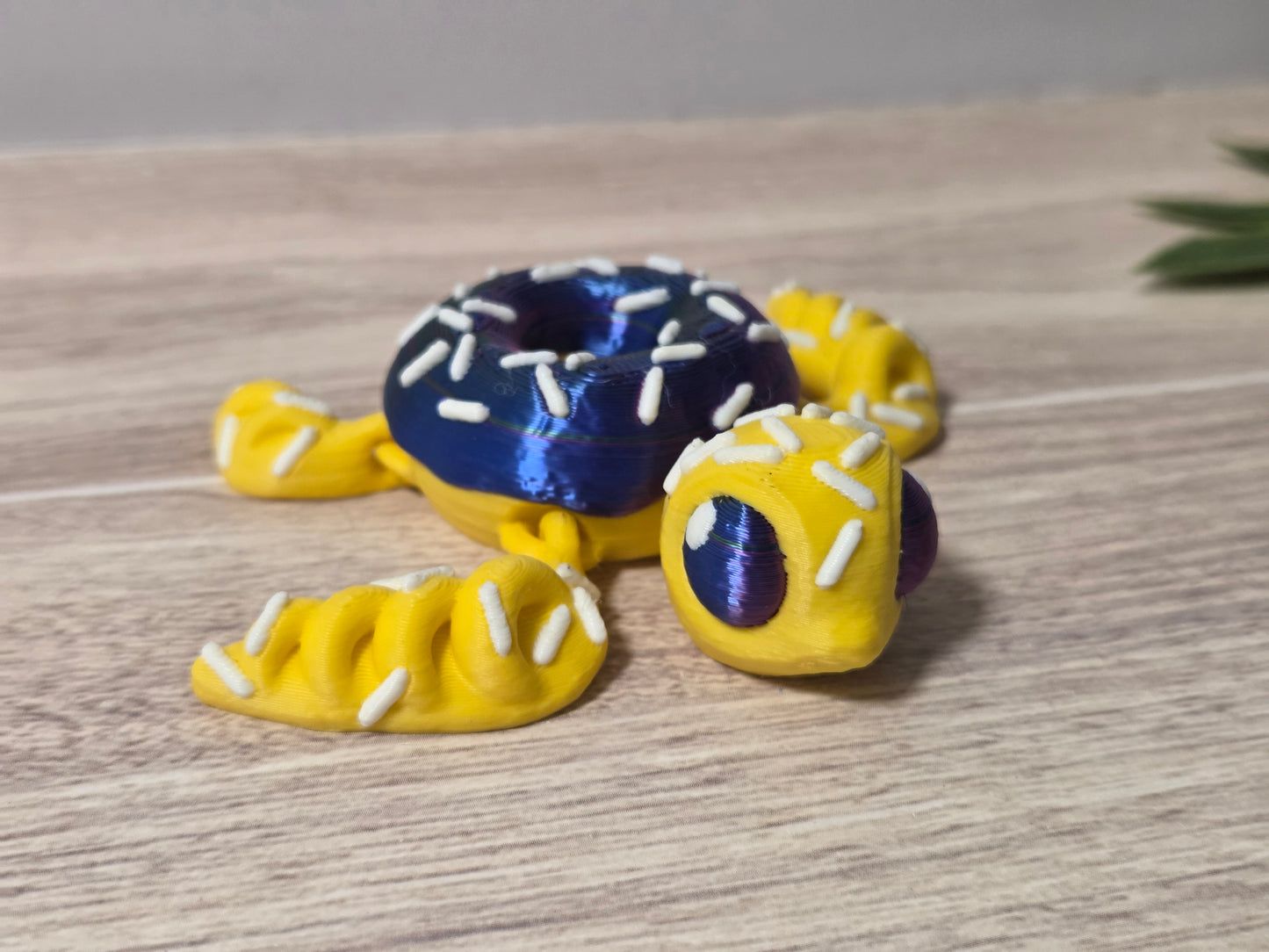 Yellow RBG donut turtle