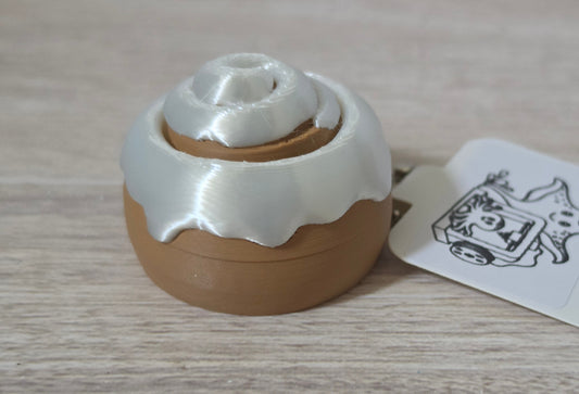 Cinnamon roll clicker